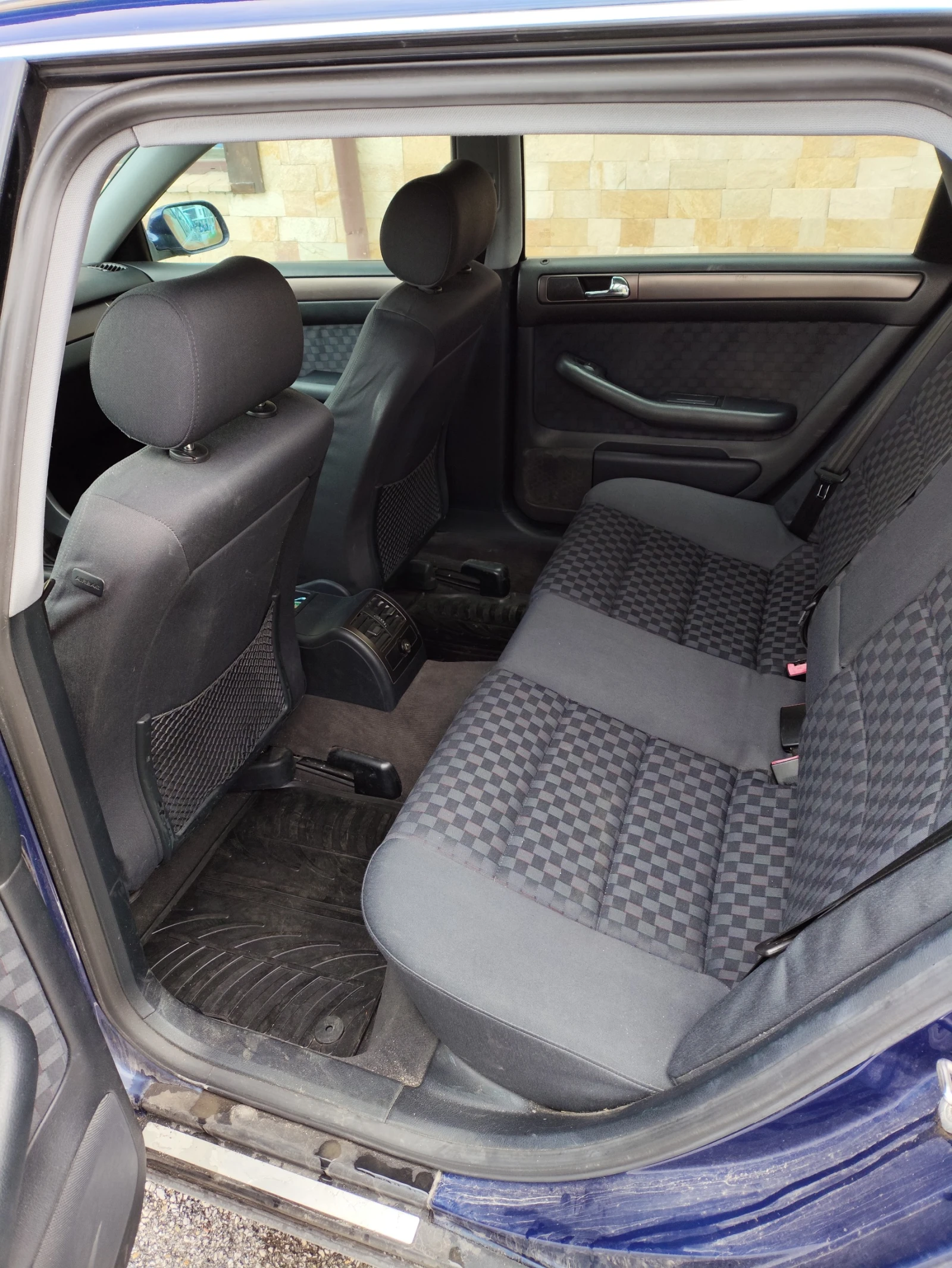 Audi A6 Avant, 2.4 LPG - изображение 9