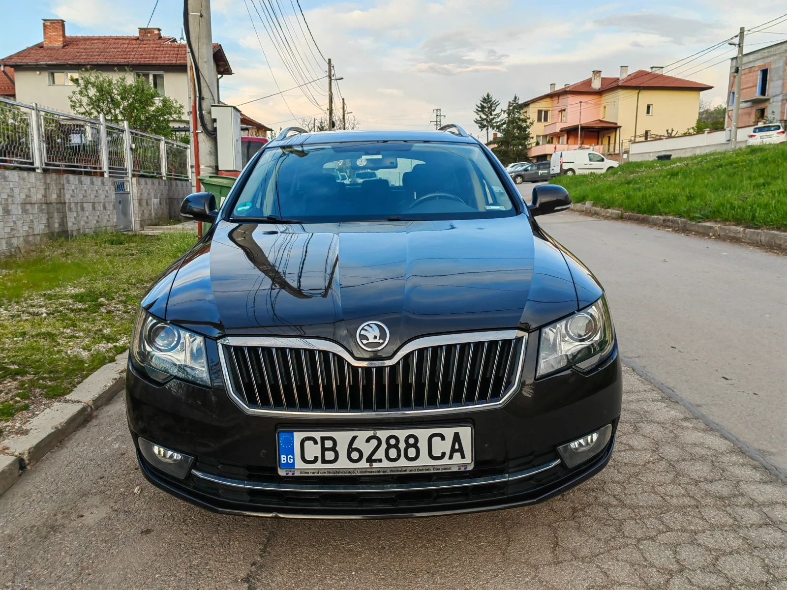 Skoda Superb 2.0 TDI Elegance  - изображение 2
