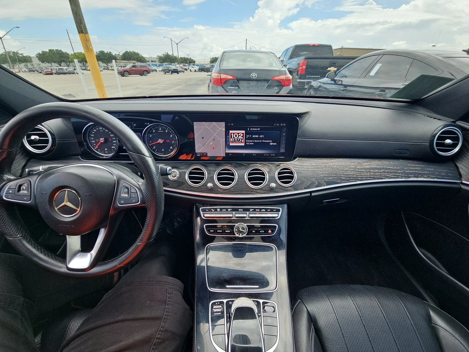 Mercedes-Benz E 300 DISTRONIC* Parking Assist - изображение 7