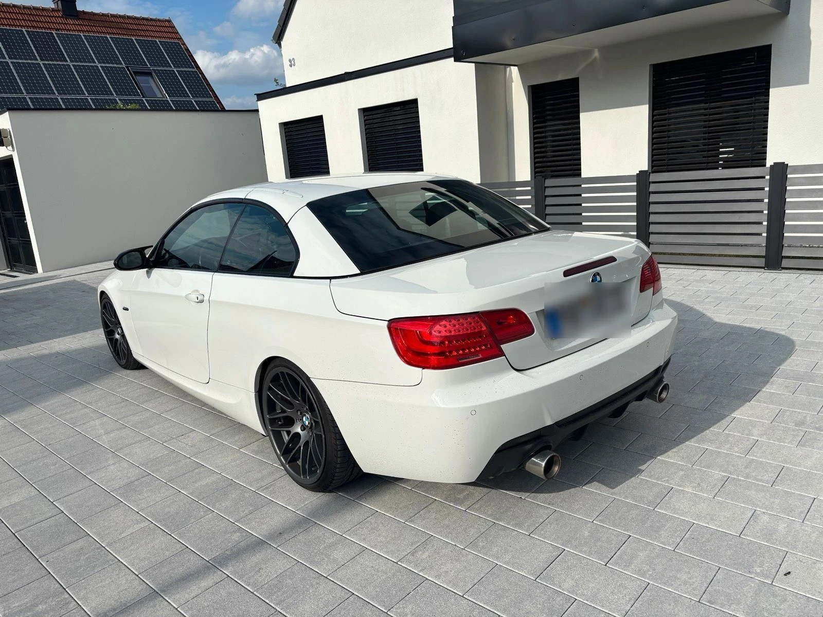 BMW 330 E93 - изображение 5