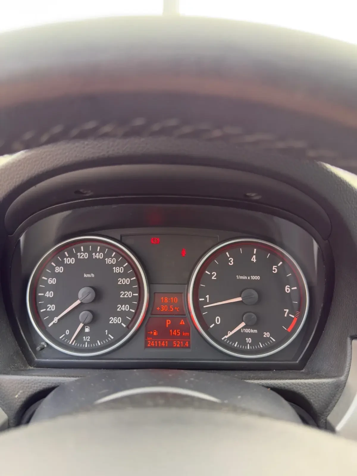 BMW 330  - изображение 6