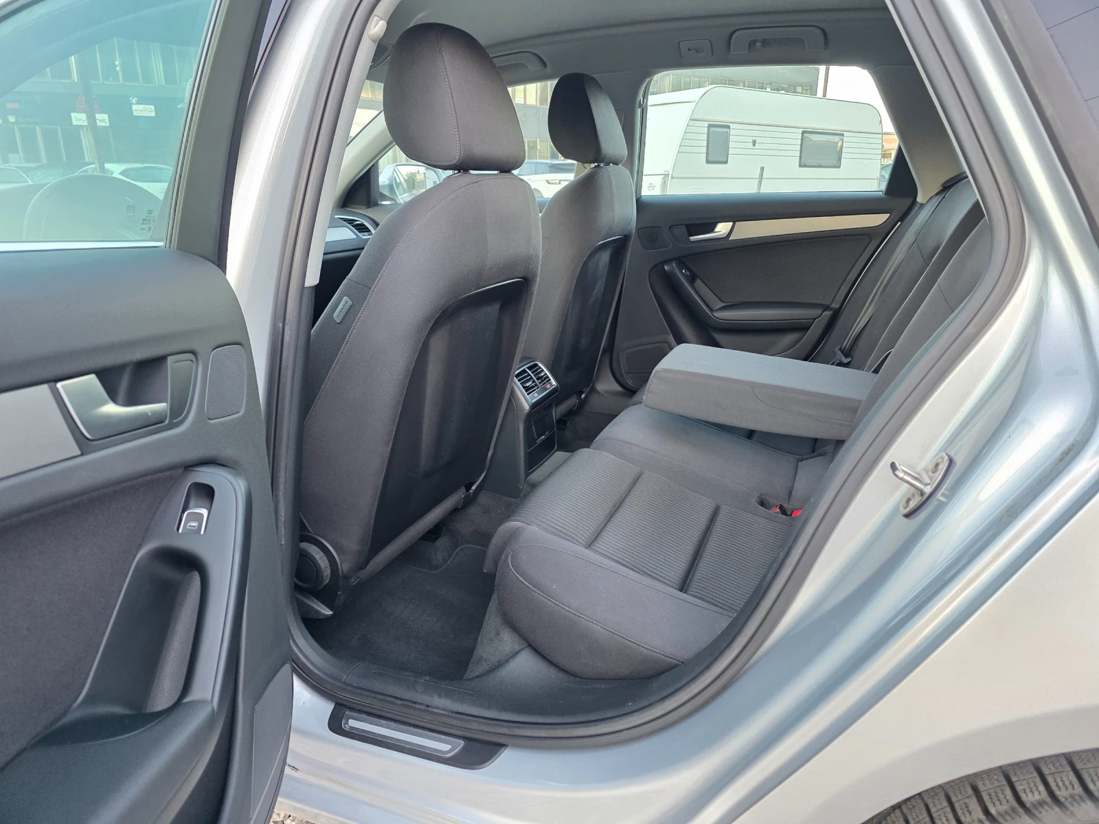 Audi A4 2.0 TDI 150k.c EURO 5B  | Mobile.bg   12