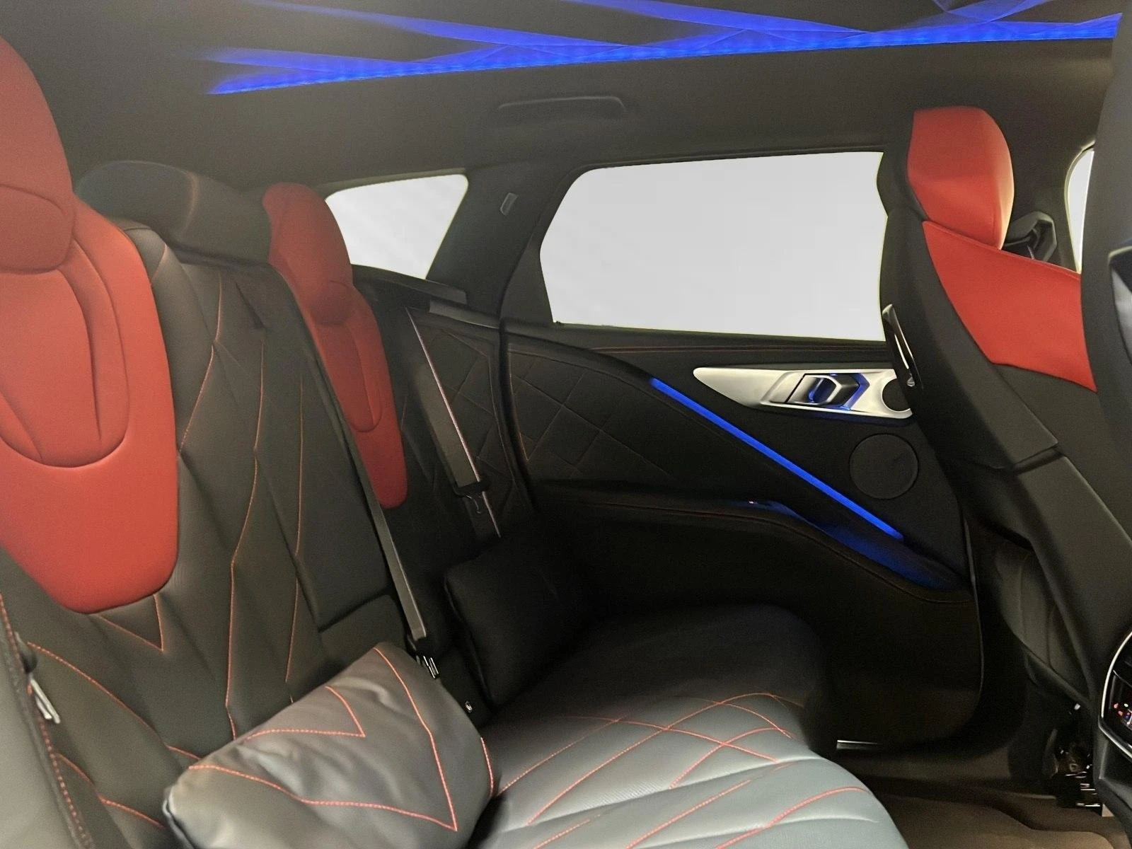 BMW XM LABEL/748 HP/PLUG-IN/CARBON/H&K/ICONIC GLOW/360 | Mobile.bg   14