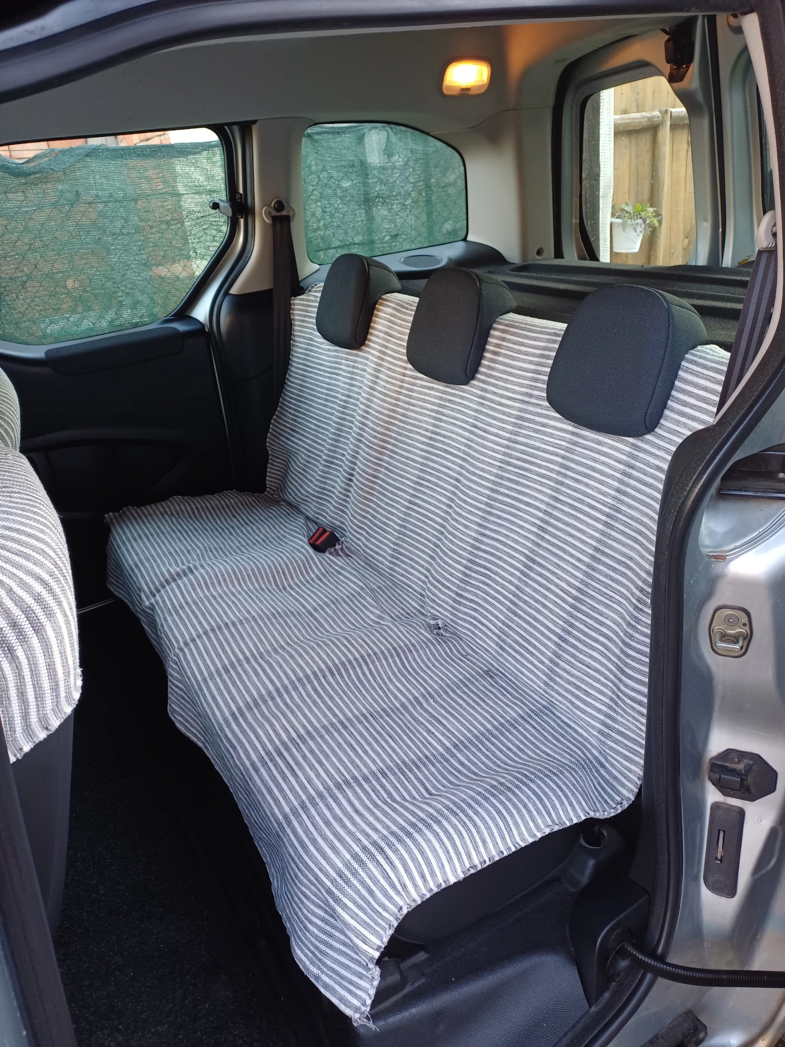 Peugeot Partner  - изображение 8