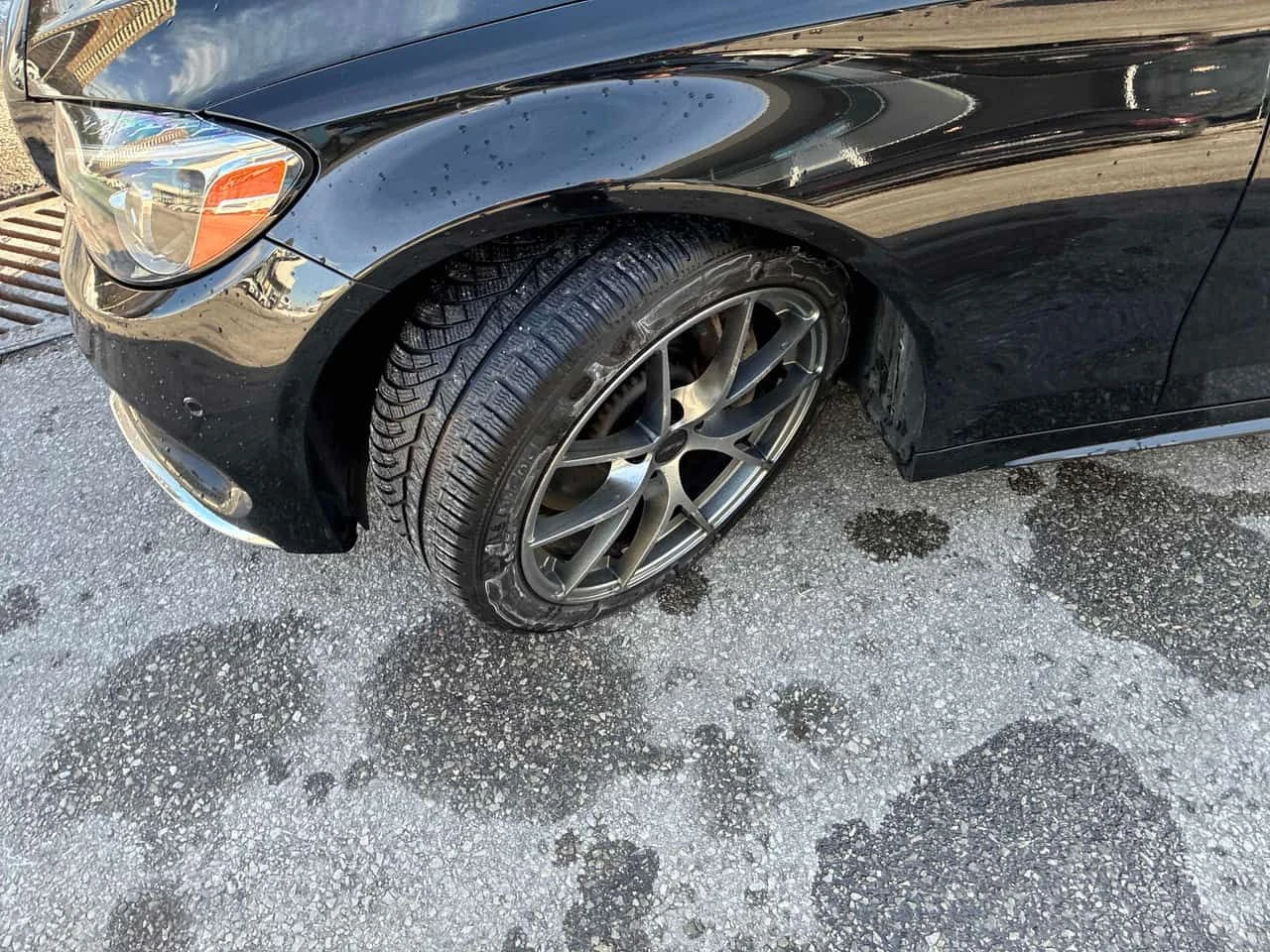 Mercedes-Benz C 300 * CARFAX * ЦЕНА ДО БГ, снимка 6 - Автомобили и джипове - 53740574