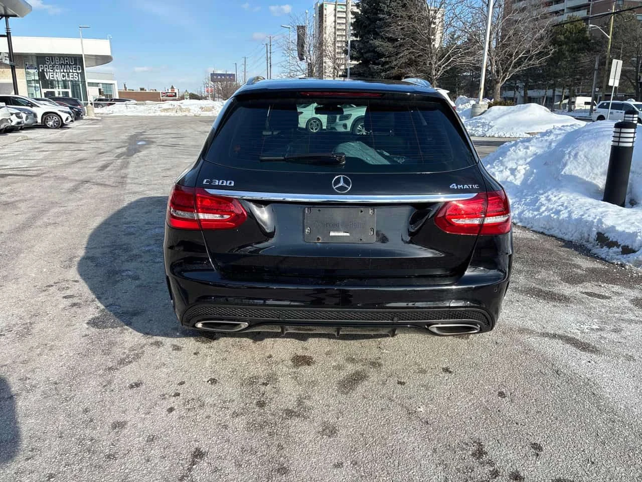 Mercedes-Benz C 300 * CARFAX * ЦЕНА ДО БГ, снимка 4 - Автомобили и джипове - 53740574