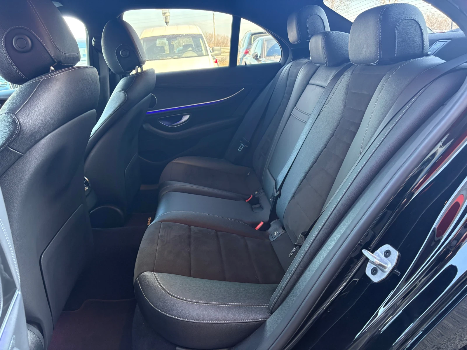 Mercedes-Benz E 220 4Matic/AMG/NIGHT/ | Mobile.bg � ����������� 8