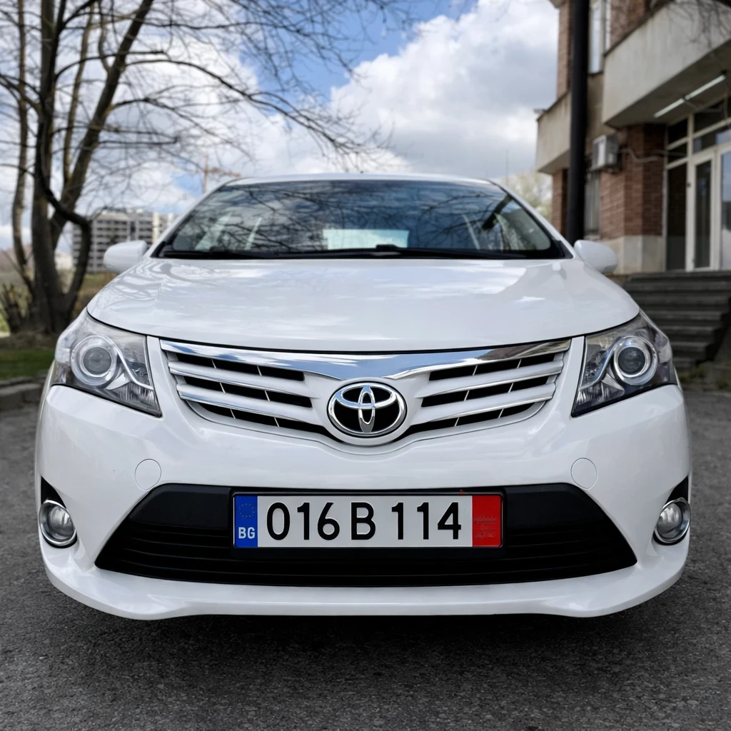 Toyota Avensis 2.0* БЕНЗИН* 152К.С.* FACELIFT* РЪЧКА* LUNA, снимка 2 - Автомобили и джипове - 54160460