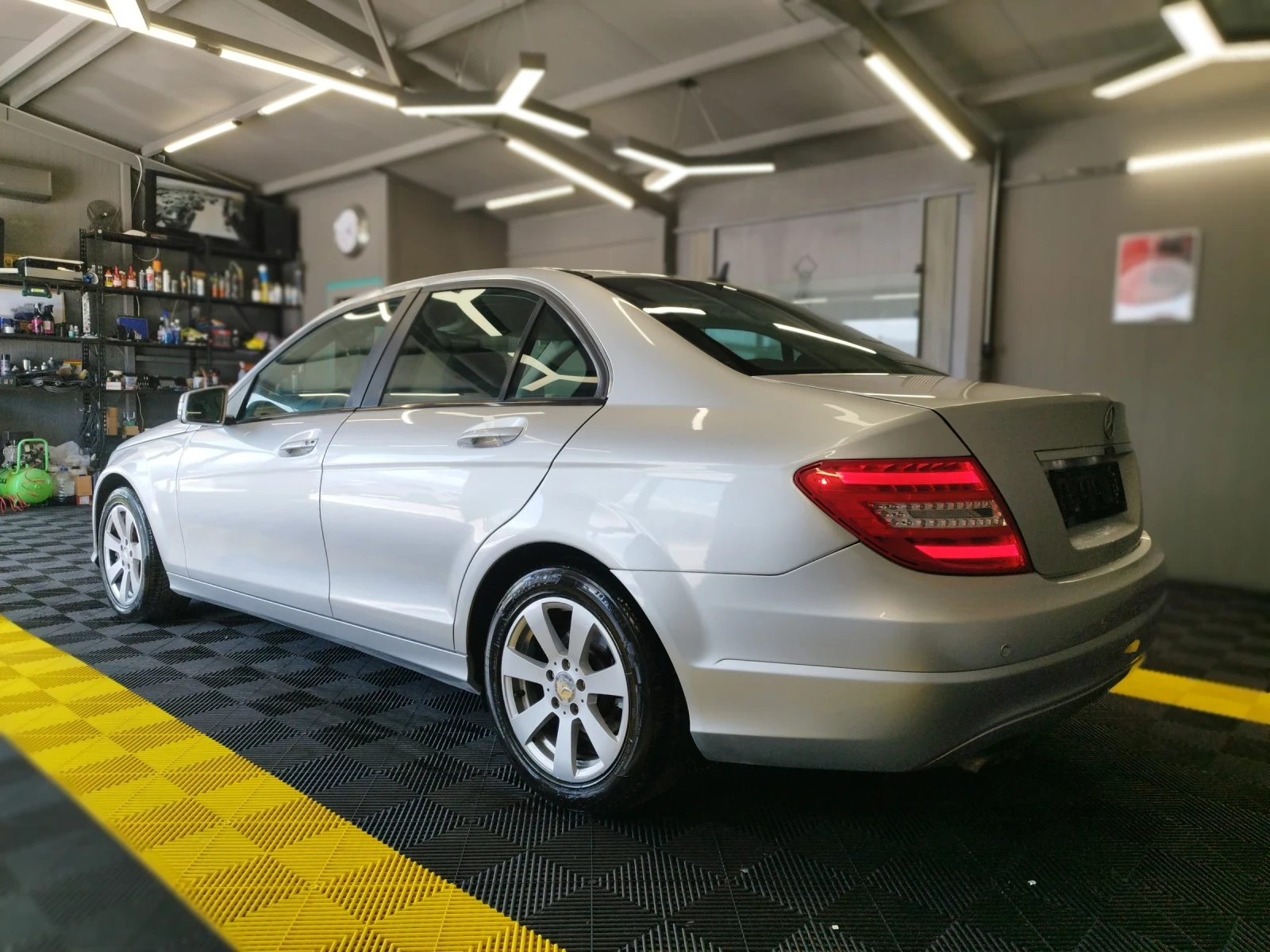 Mercedes-Benz C 200 C200, снимка 4 - Автомобили и джипове - 54328861