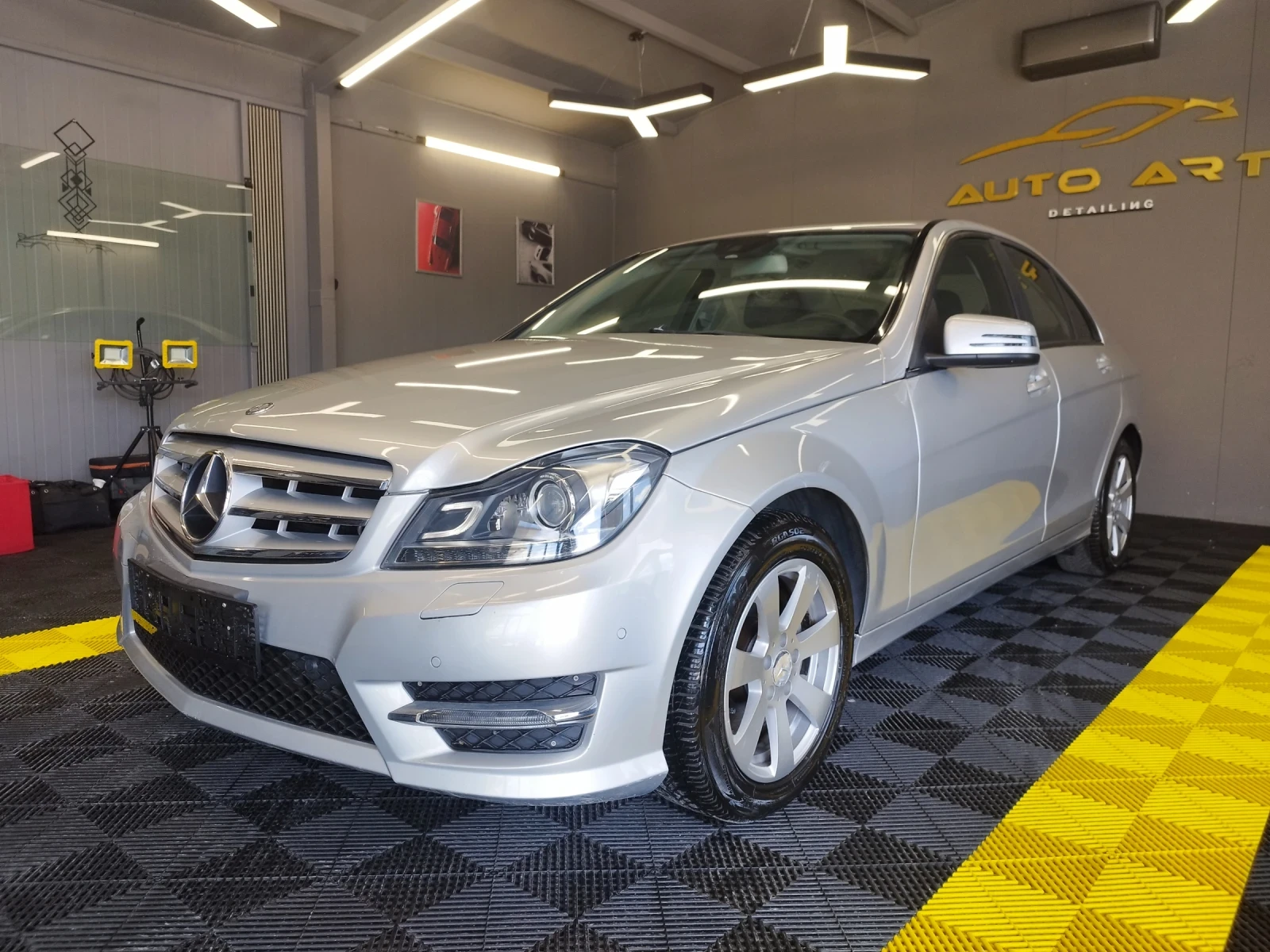 Mercedes-Benz C 200 C200, снимка 6 - Автомобили и джипове - 54328861