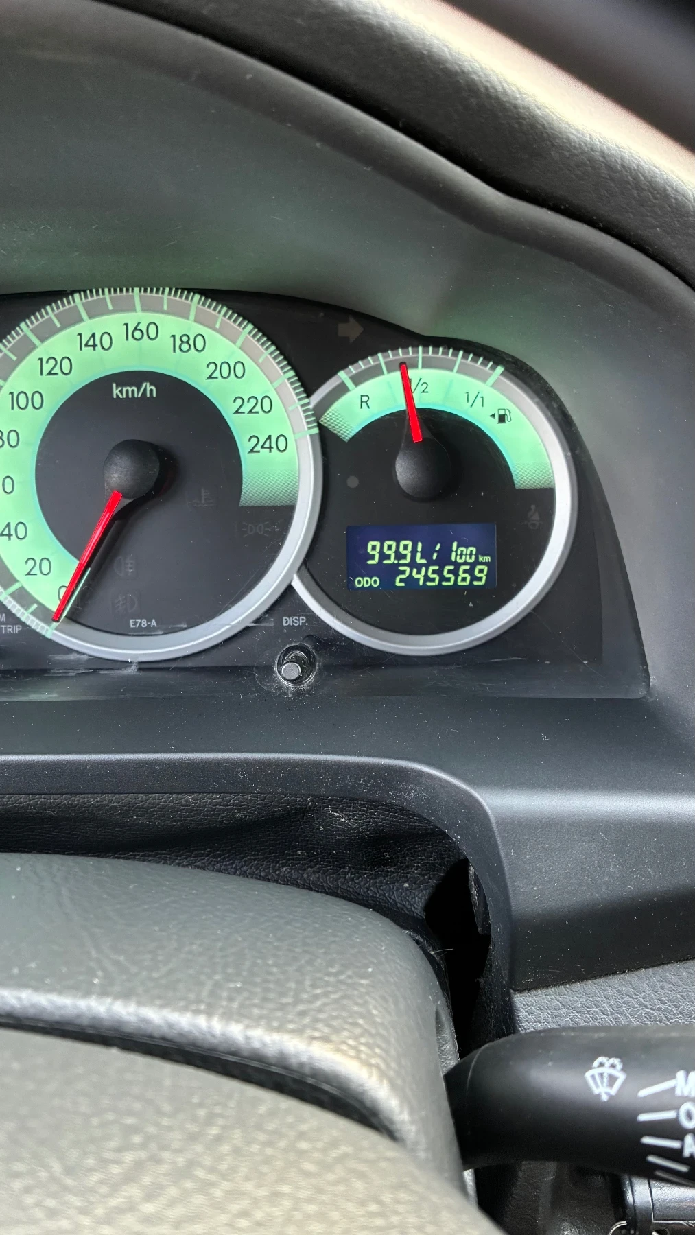 Toyota Corolla verso, снимка 10 - Автомобили и джипове - 55868109