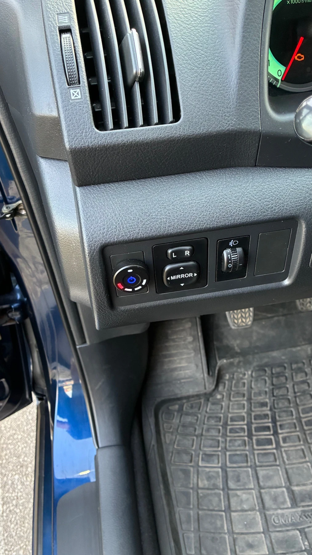 Toyota Corolla verso, снимка 9 - Автомобили и джипове - 55868109