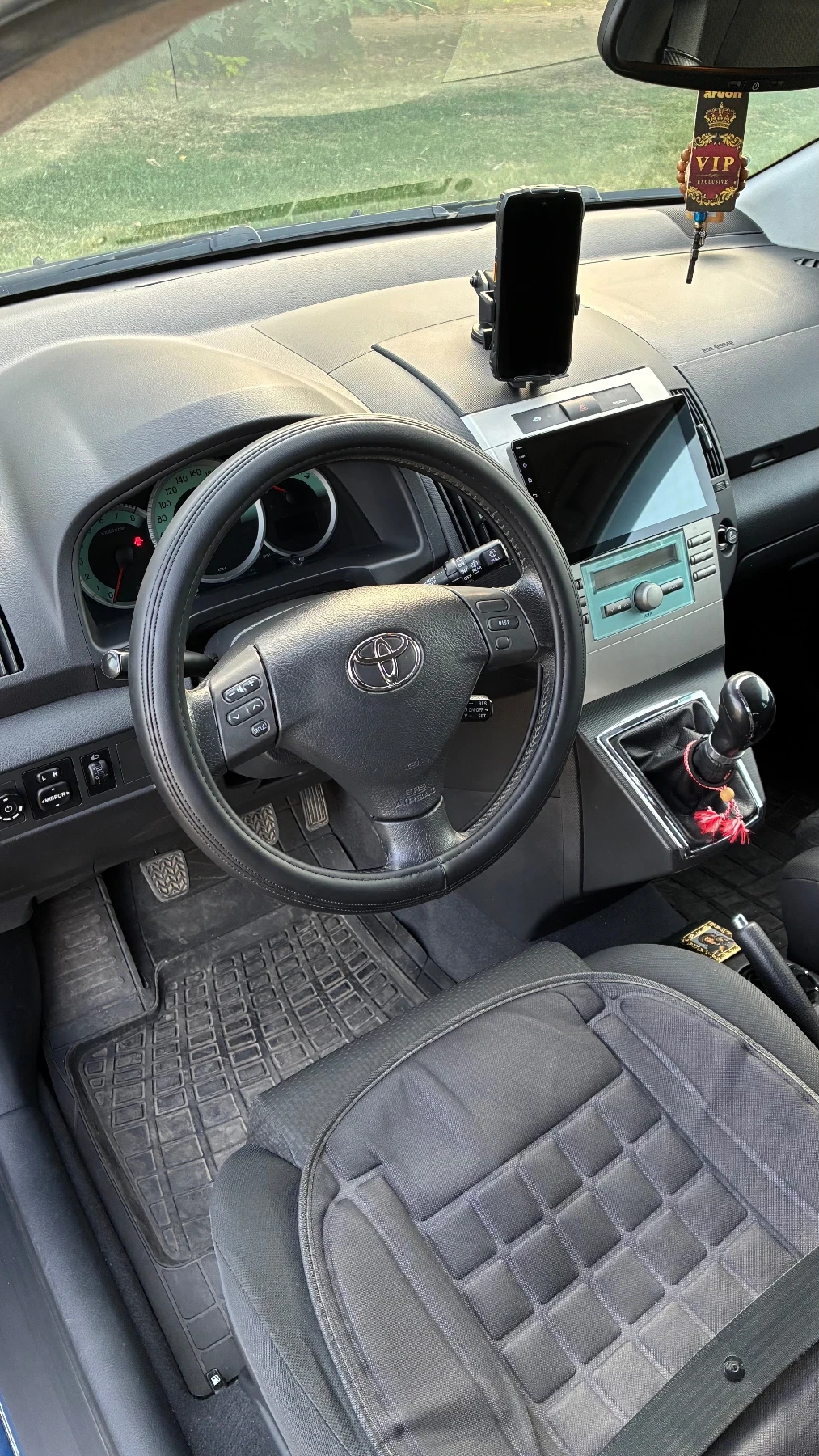 Toyota Corolla verso, снимка 6 - Автомобили и джипове - 55868109