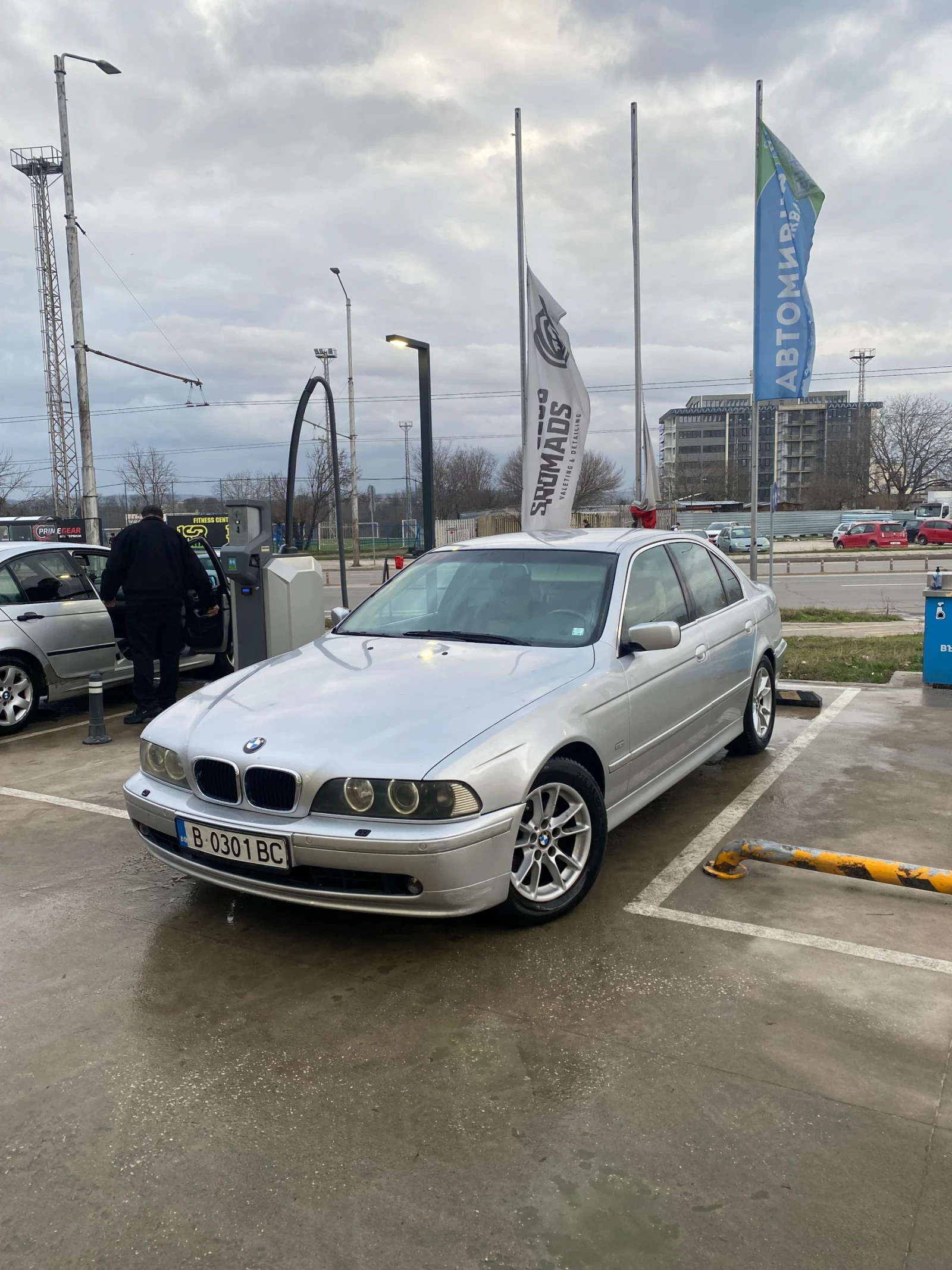BMW 520 520d E39 Sedan