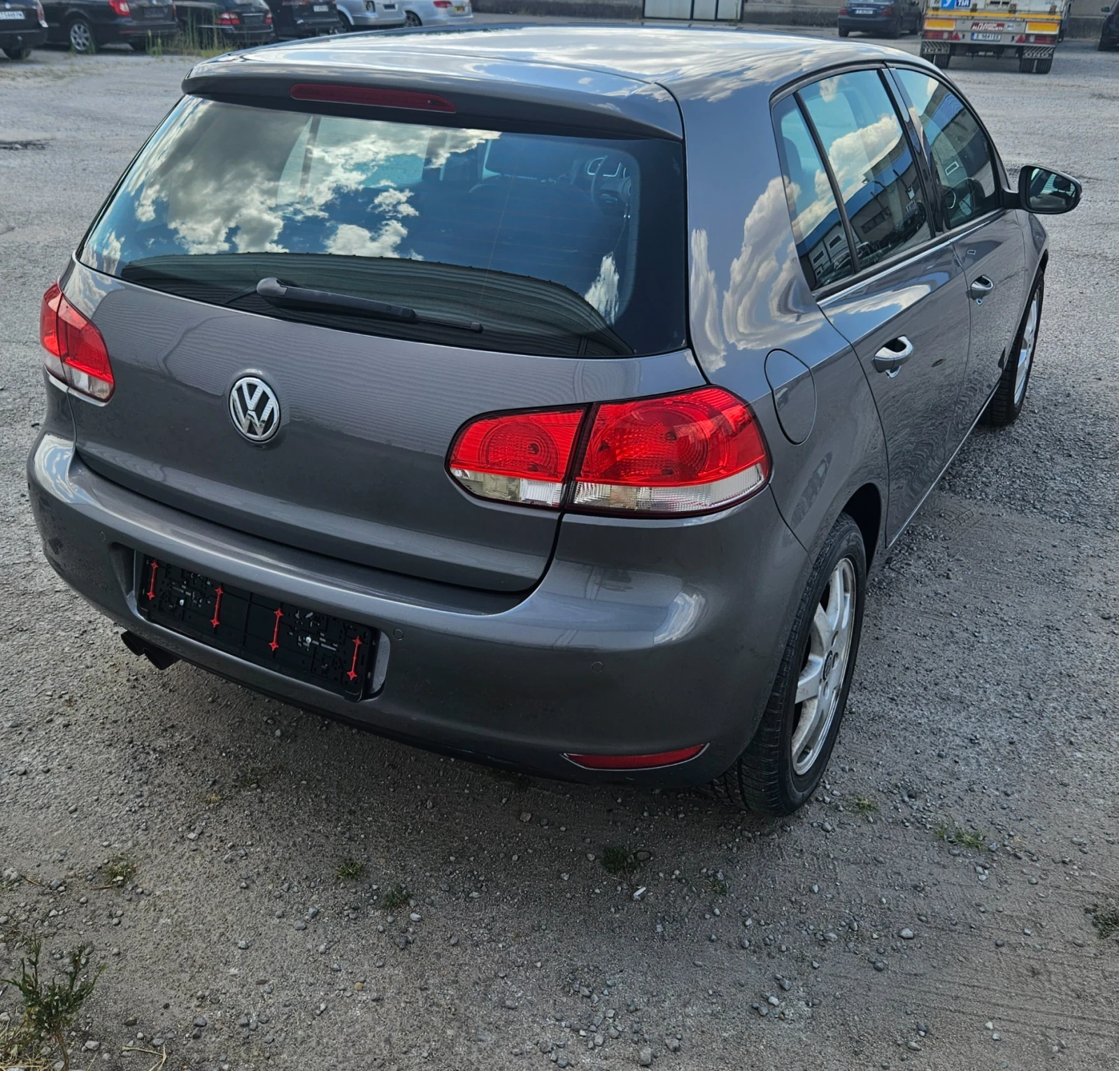 VW Golf 2.0 TDI, снимка 5 - Автомобили и джипове - 56220009