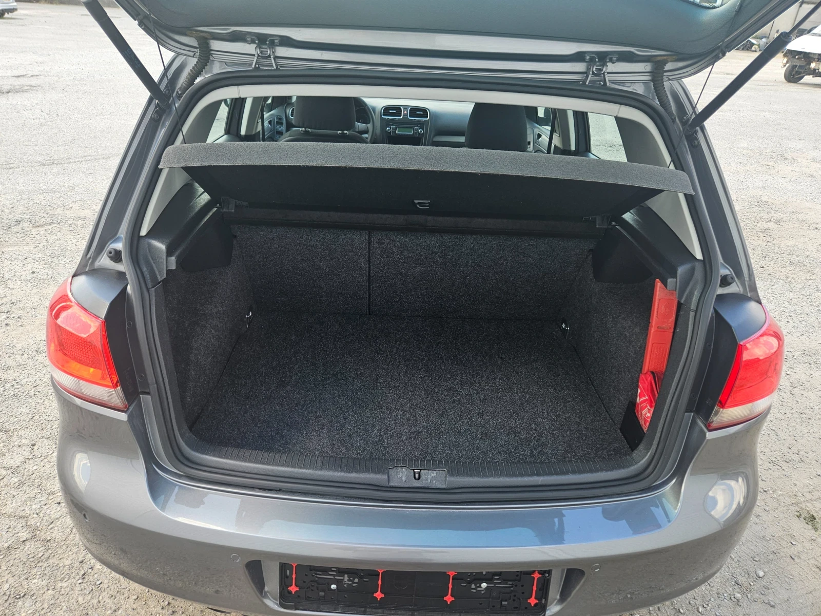 VW Golf 2.0 TDI, снимка 6 - Автомобили и джипове - 56220009