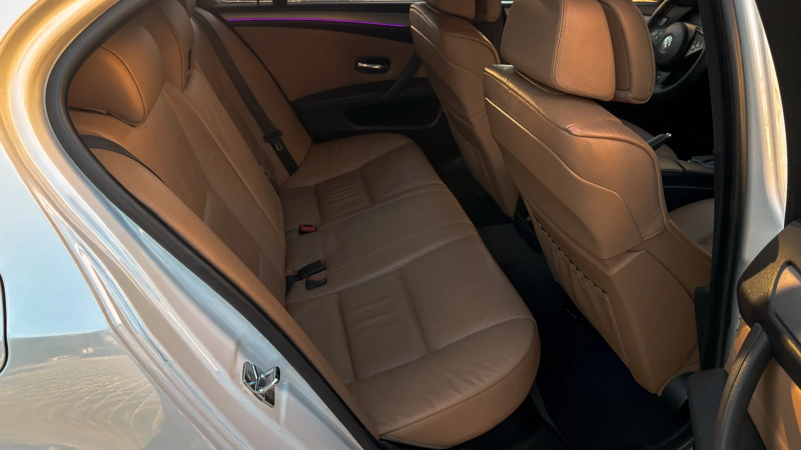 BMW 530 d* SoftClose* Keyless* HUD* , снимка 13 - Автомобили и джипове - 56339755