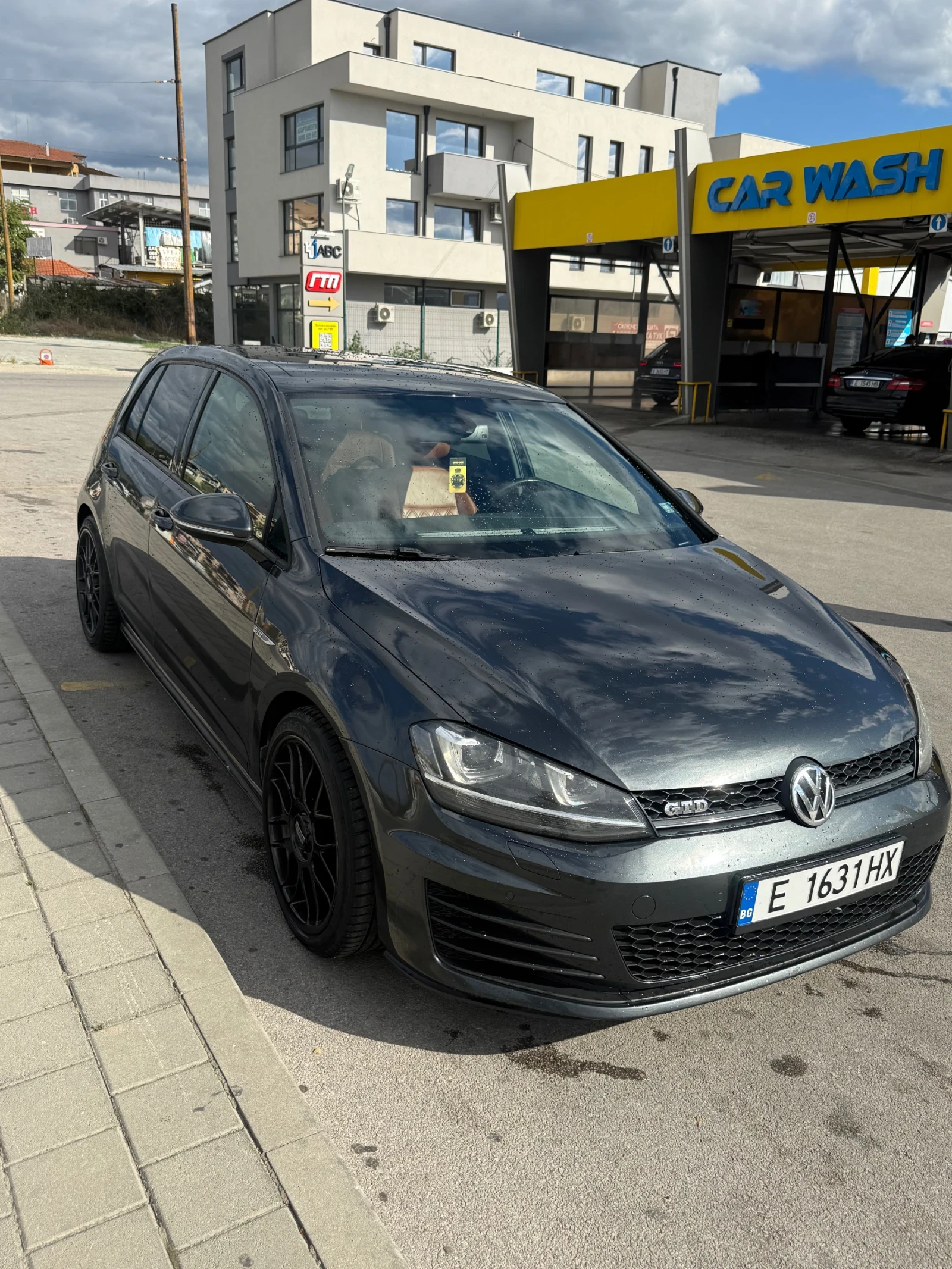 VW Golf GTD