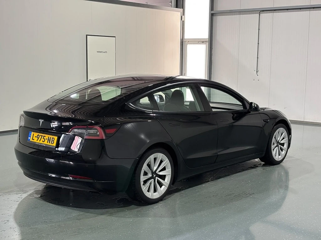 Tesla Model 3 Standart Range Plus leather led navi panorama, снимка 3 - Автомобили и джипове - 56574737