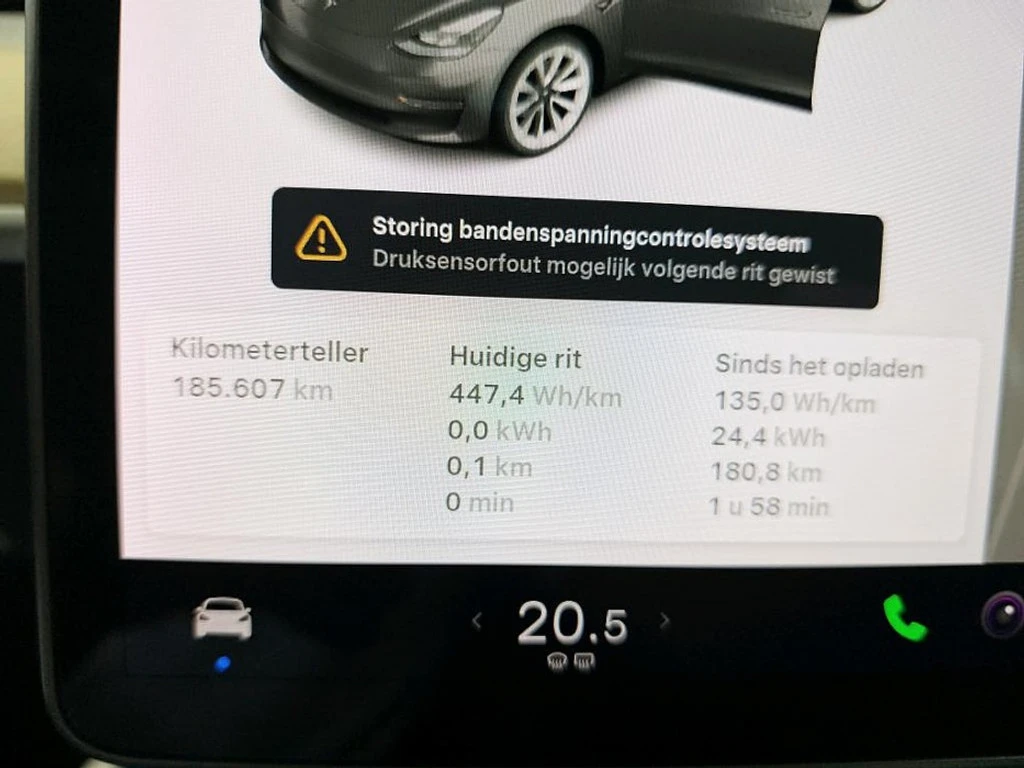 Tesla Model 3 Standart Range Plus leather led navi panorama, снимка 11 - Автомобили и джипове - 56574737