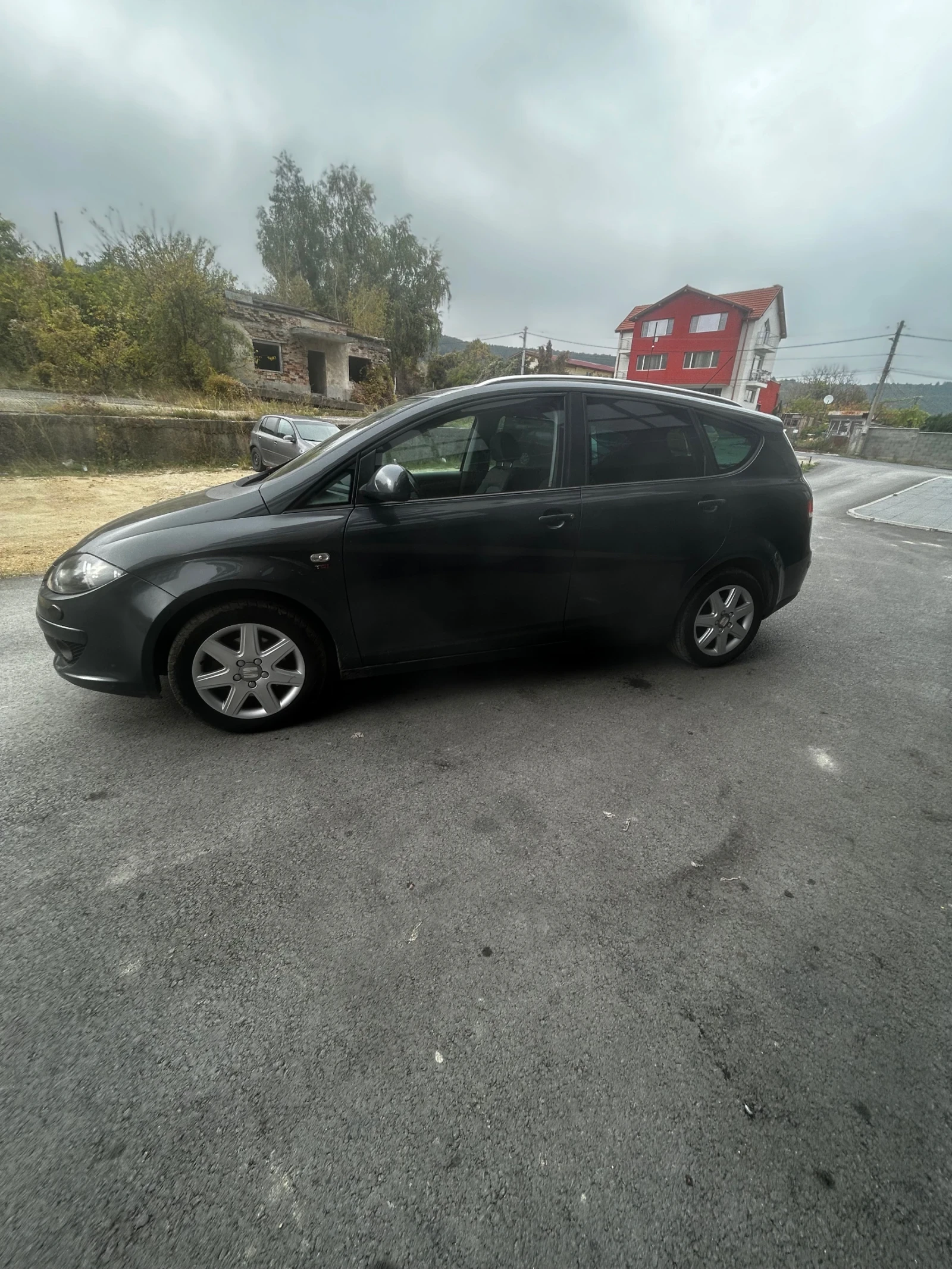 Seat Altea Altea-XL Автоматик, снимка 3 - Автомобили и джипове - 56727775