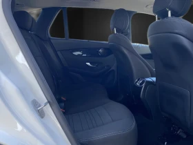 Mercedes-Benz GLC 300 4MATIC/320HP/NAVI/LED/CAM/KLESS/CARPLAY/AMBI/202g - 67199 лв. - 50673216 16