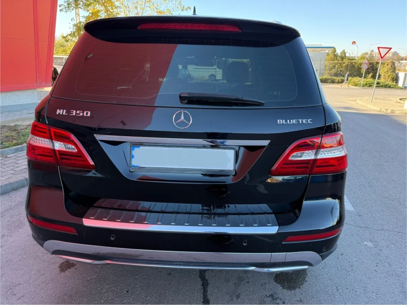 Mercedes-Benz ML 350 * AMG* LED* SPORT* ПРОМО* ЦЕНА, снимка 5 - Автомобили и джипове - 47209349