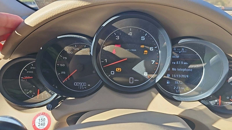 Porsche Cayenne 1ВИ СОБСТВЕНИК* BOSE* PANO* ОБДУХ* KEYLESS, снимка 8 - Автомобили и джипове - 47967156