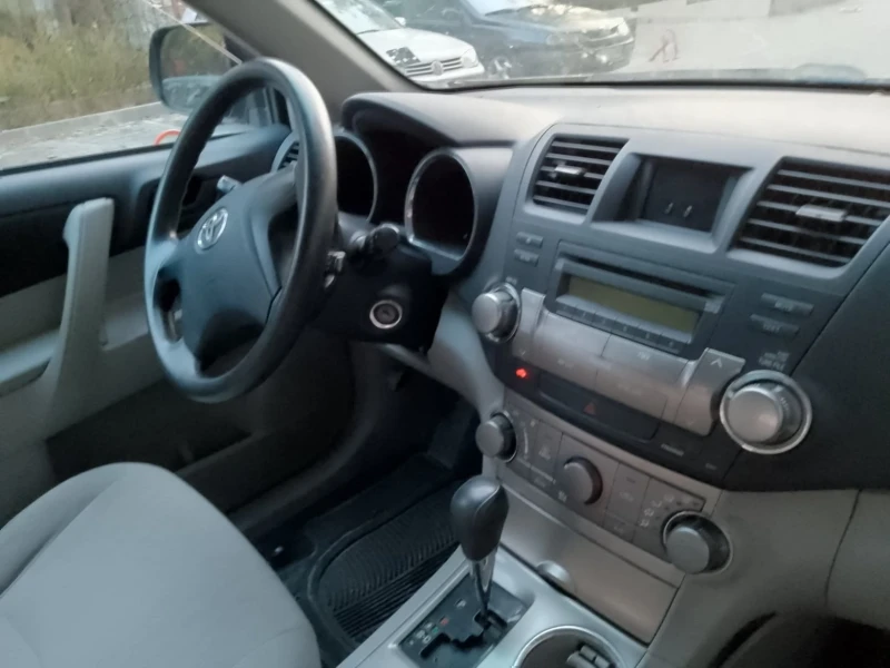 Toyota Highlander 2.7L, снимка 9 - Автомобили и джипове - 49413260