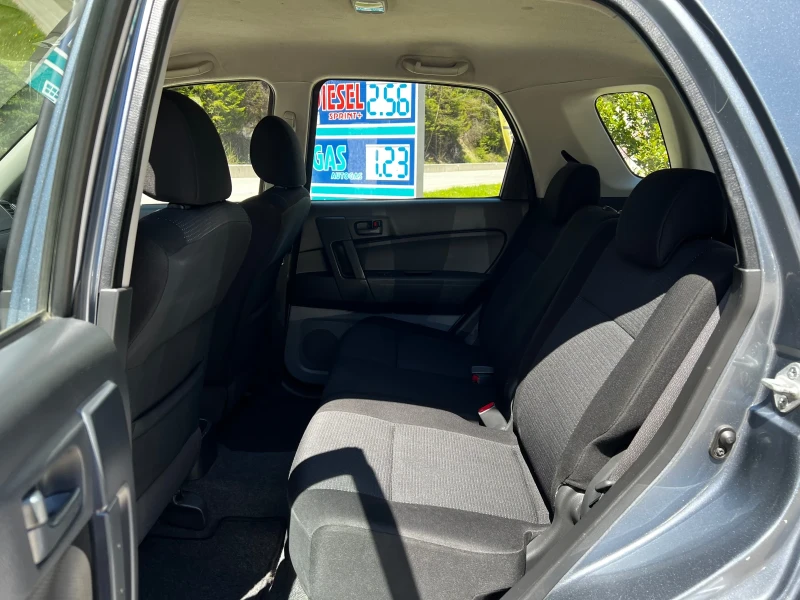 Daihatsu Terios 1.3i* 4x4* БЕЗ РЪЖДА* РЕАЛНИ 147000км!!!, снимка 9 - Автомобили и джипове - 50684102