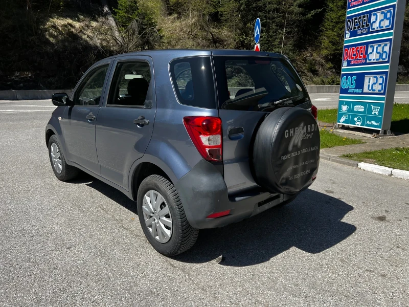 Daihatsu Terios 1.3i* 4x4* БЕЗ РЪЖДА* РЕАЛНИ 147000км!!!, снимка 3 - Автомобили и джипове - 50684102