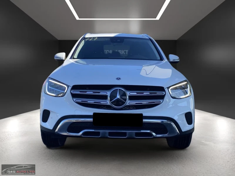 Mercedes-Benz GLC 300 4MATIC/320HP/NAVI/LED/CAM/KLESS/CARPLAY/AMBI/202g, снимка 2 - Автомобили и джипове - 51484988