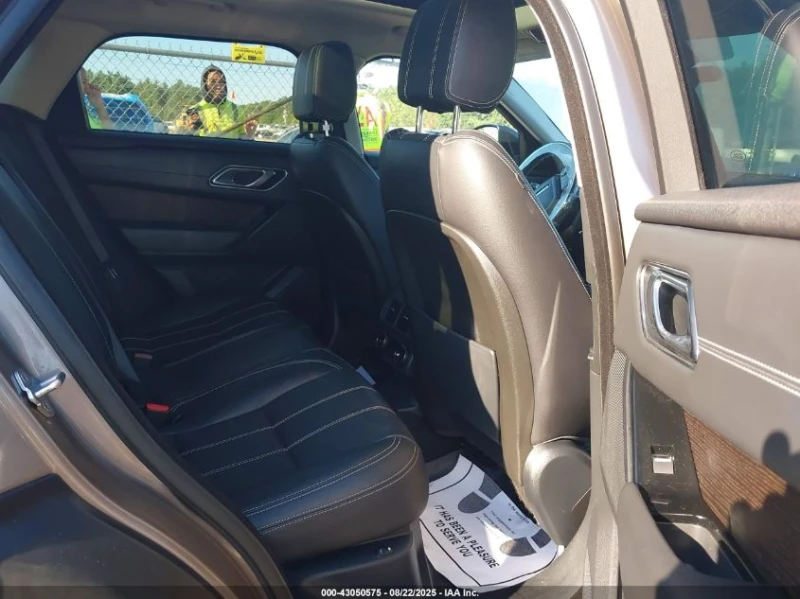 Land Rover Range Rover Velar 2.0L I-4 DI, DOHC, VVT, TURBO, 247HP All Wheel, снимка 14 - Автомобили и джипове - 52954193