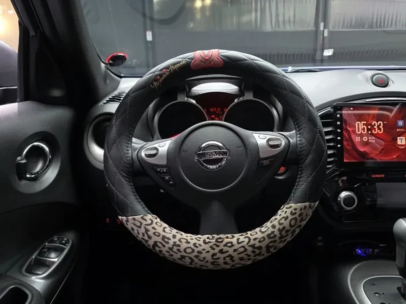 Nissan Juke 1.6 SV F15, снимка 13 - Автомобили и джипове - 54879434