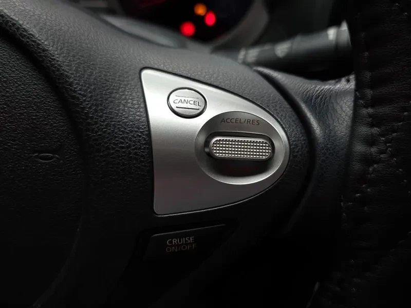Nissan Juke 1.6 SV F15, снимка 17 - Автомобили и джипове - 54879434