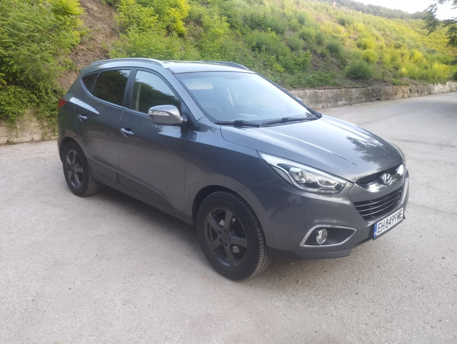 Hyundai IX35 Фейслифт Автомат LED - изображение 2