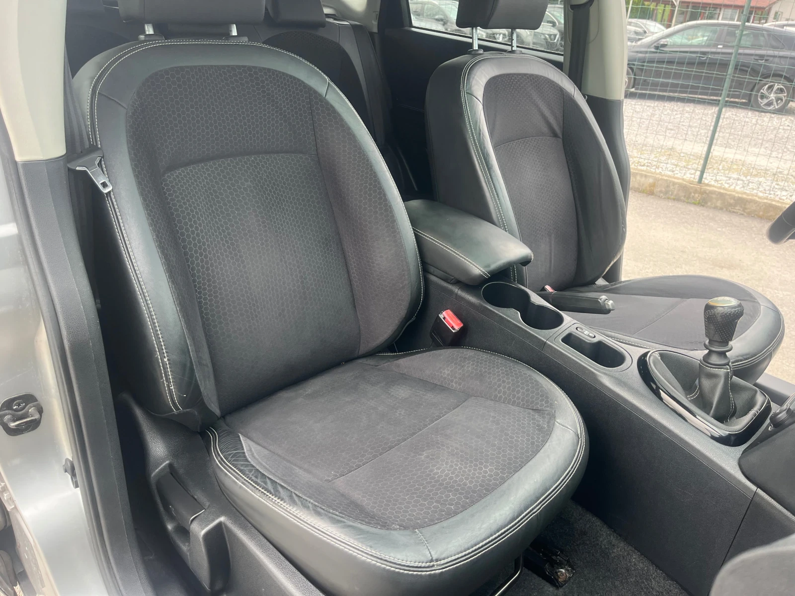 Nissan Qashqai 1.5 TDI. Kamera 360 - изображение 9