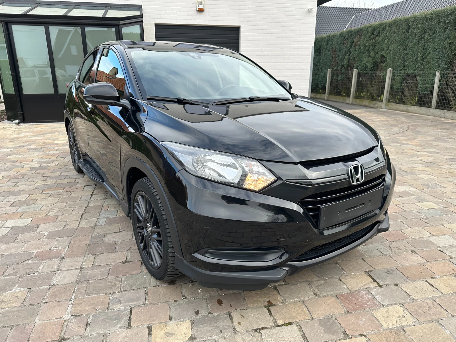Honda Hr-v Black Edition 1.5 i-VTEC | Mobile.bg � ����������� 2