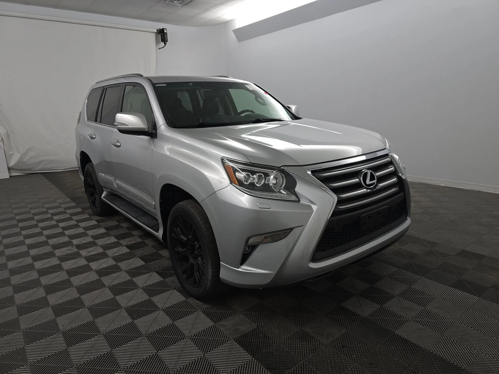 Lexus GX 460 Premium - изображение 3