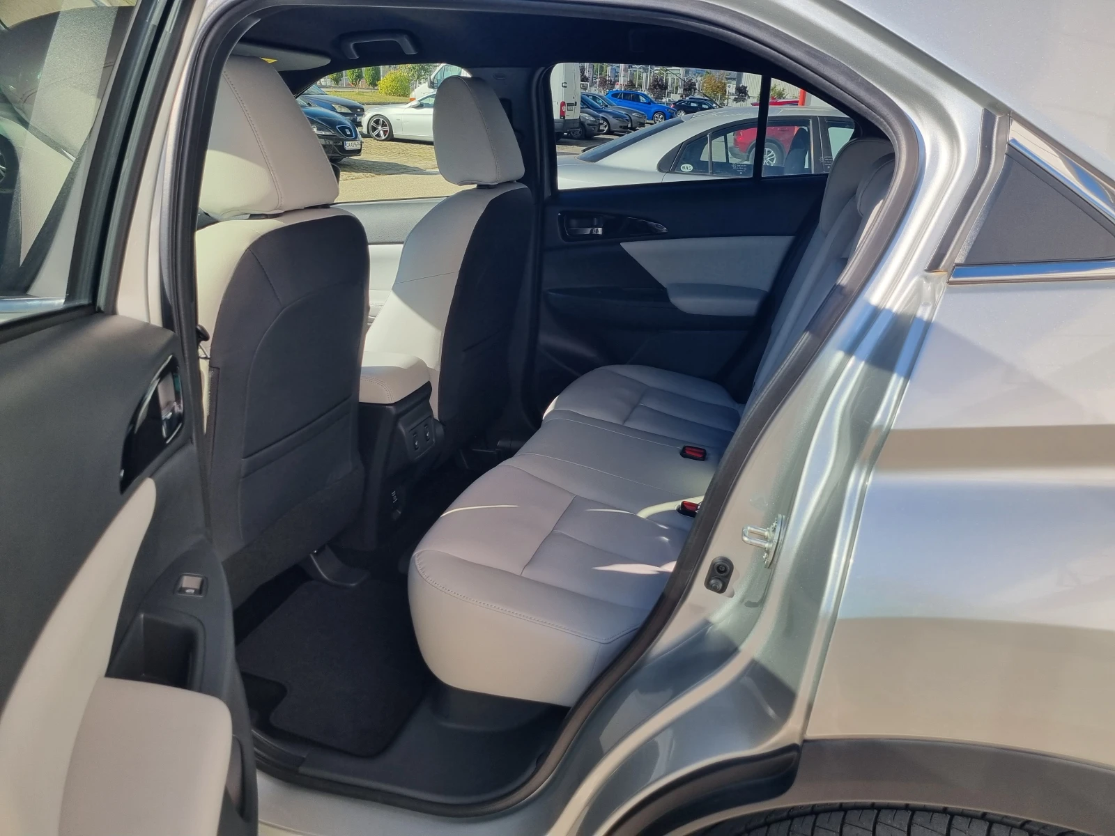 Mitsubishi Eclipse Cross INSTYLE, снимка 4 - Автомобили и джипове - 53715419