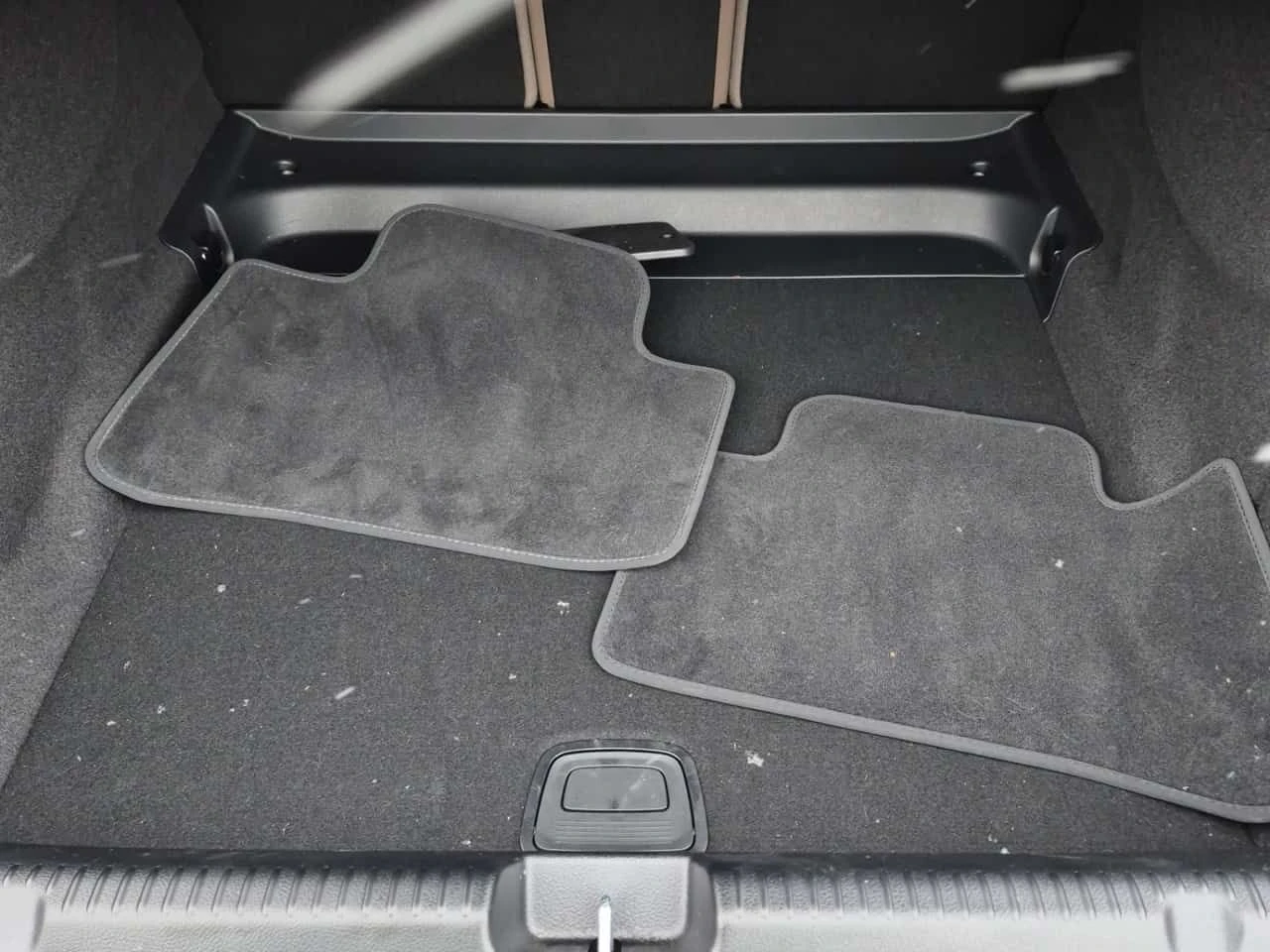 Mercedes-Benz EQE 500  CARFAX | Mobile.bg � ����������� 14