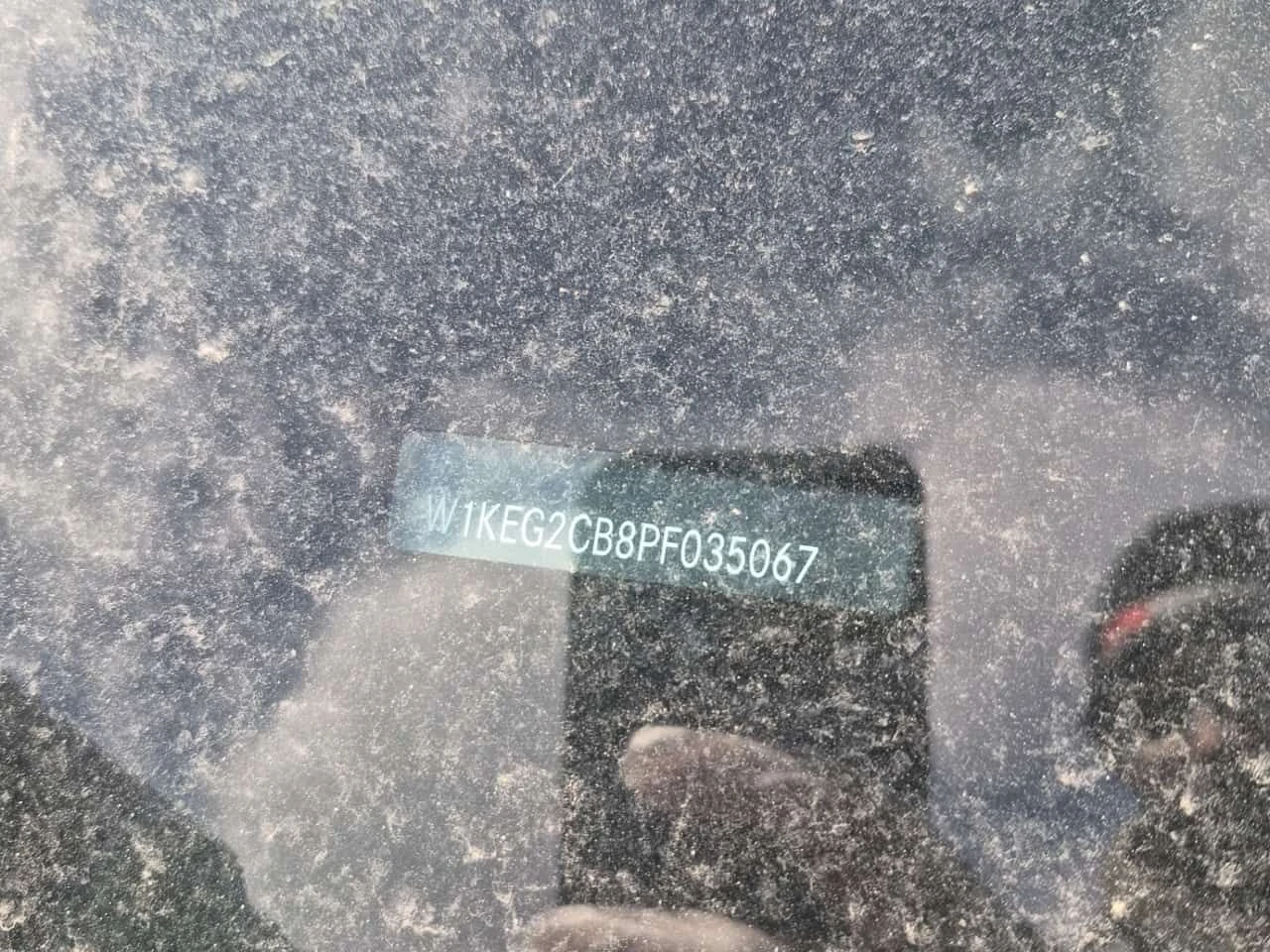 Mercedes-Benz EQE 500  CARFAX | Mobile.bg � ����������� 17