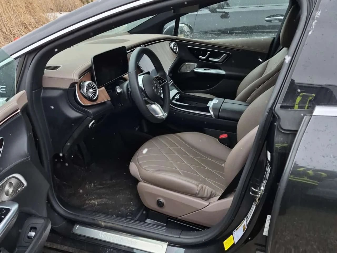 Mercedes-Benz EQE 500  CARFAX | Mobile.bg � ����������� 5