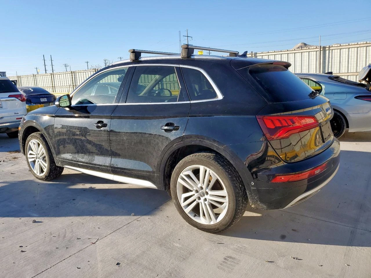 Audi Q5 2l Prestige, снимка 2 - Автомобили и джипове - 54416890