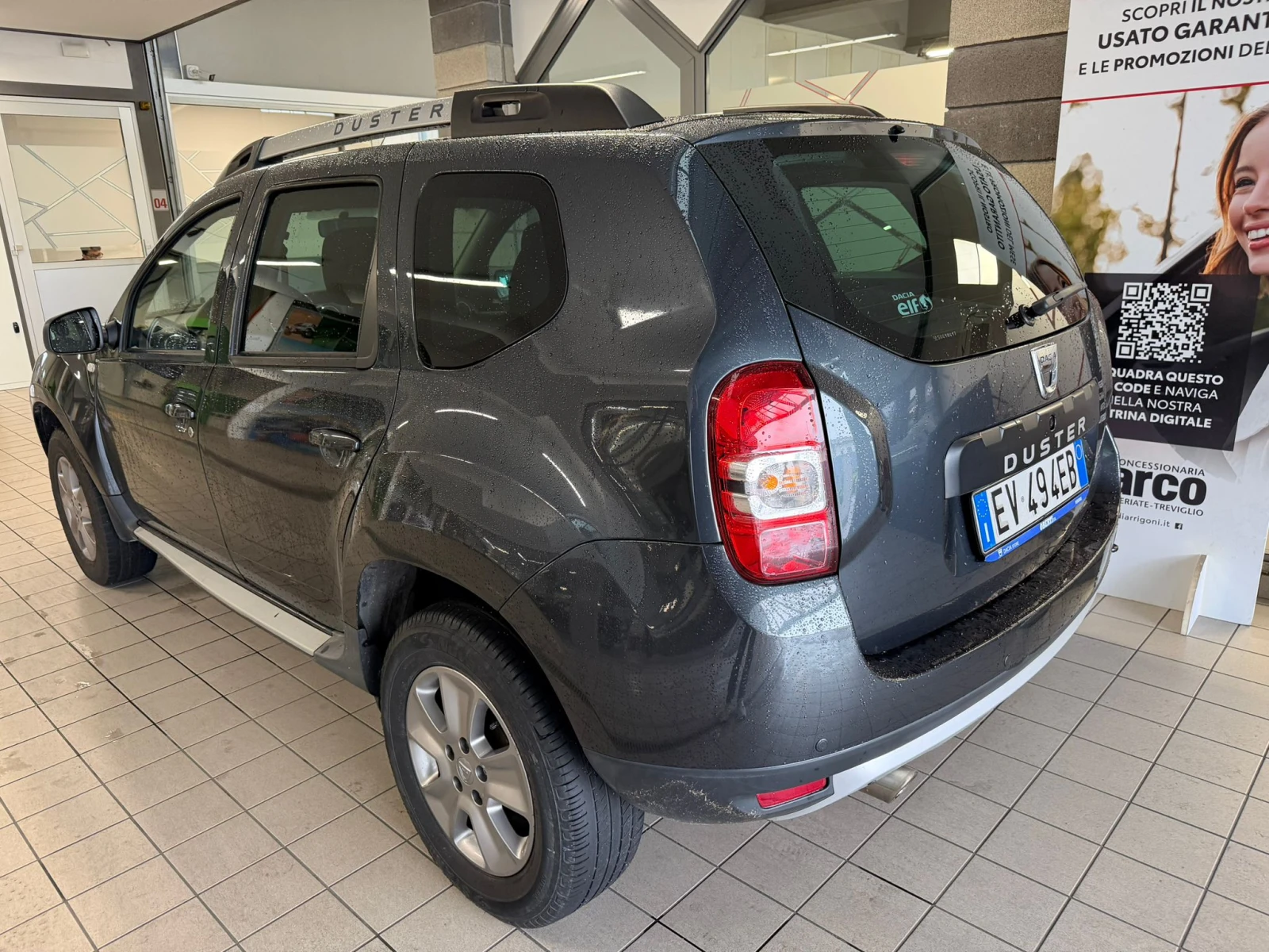 Dacia Duster 1.6 I 4X4 NAVI FACE UNIKAT !, снимка 2 - Автомобили и джипове - 54458782