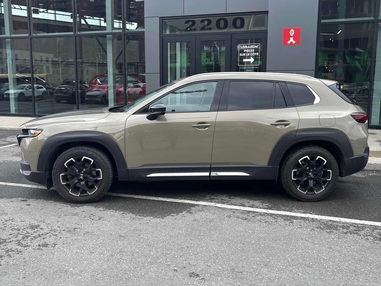 Mazda CX-50 * Meridian Edition AWD * CARFAX * ЦЕНА ДО БГ, снимка 2 - Автомобили и джипове - 54762872
