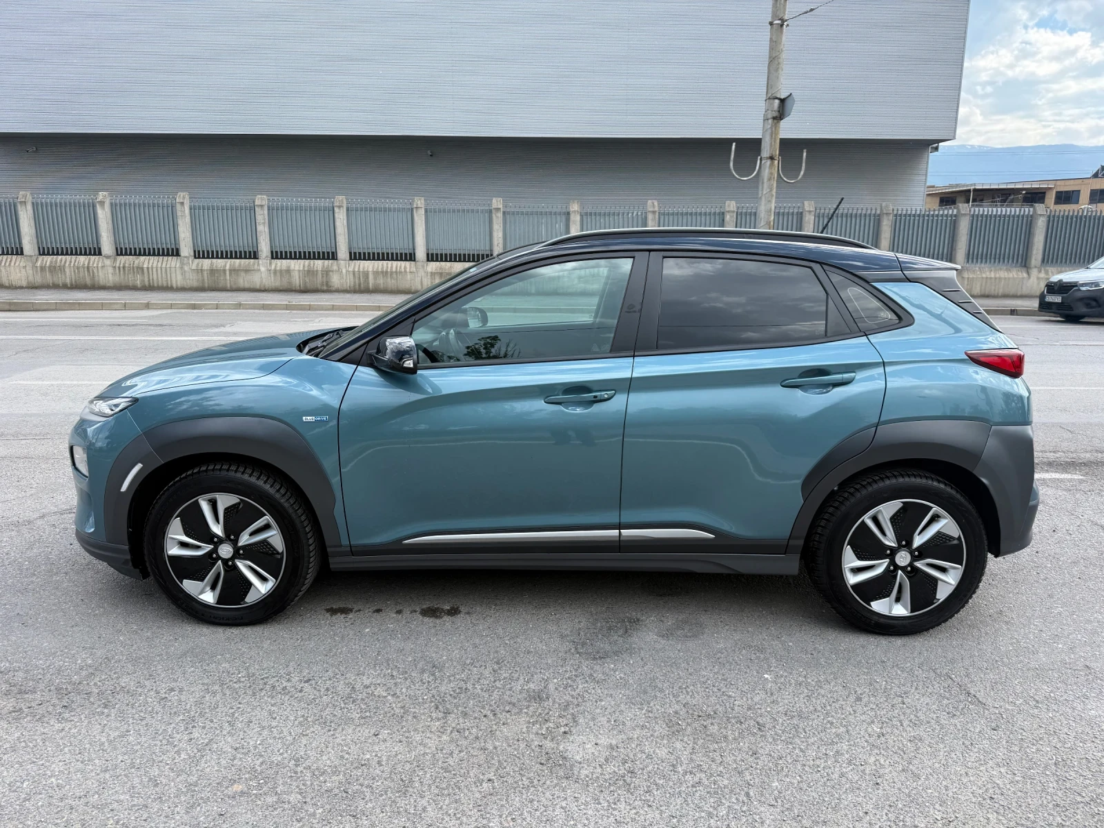 Hyundai Kona, снимка 3 - Автомобили и джипове - 54782711