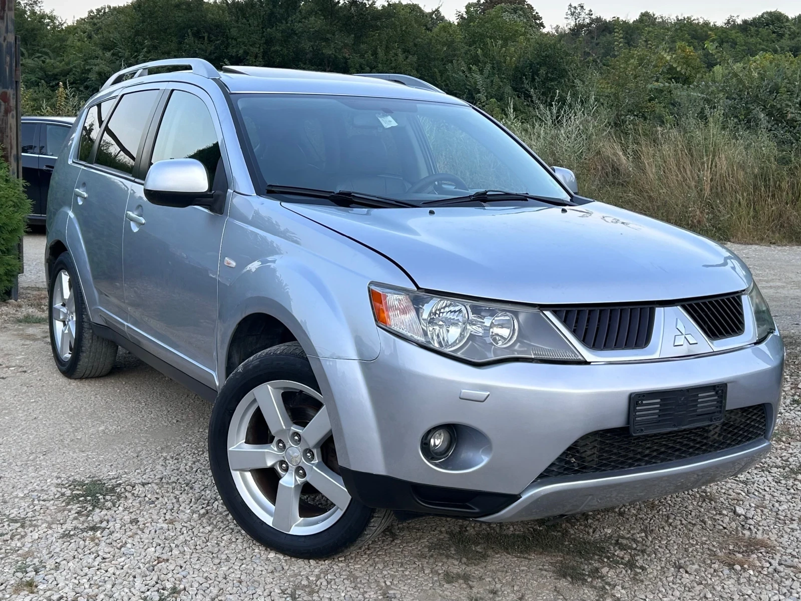 Mitsubishi Outlander 2.0TDi КОЖА 4х4 Keyless Xenon 7м