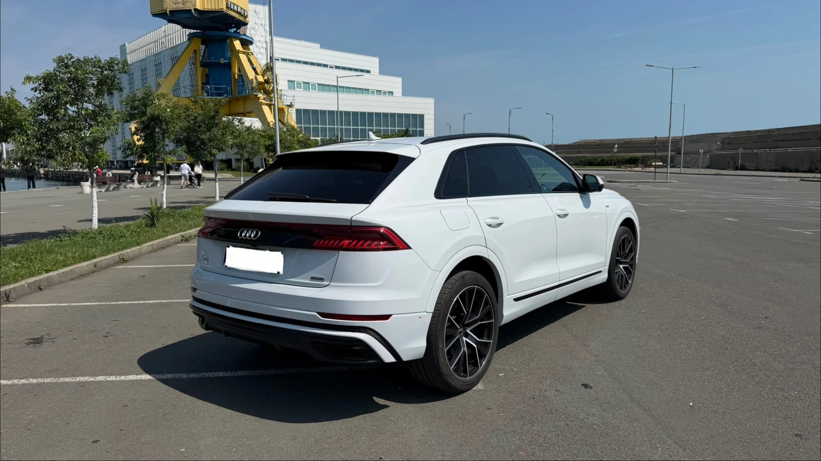 Audi Q8, снимка 17 - Автомобили и джипове - 55789618