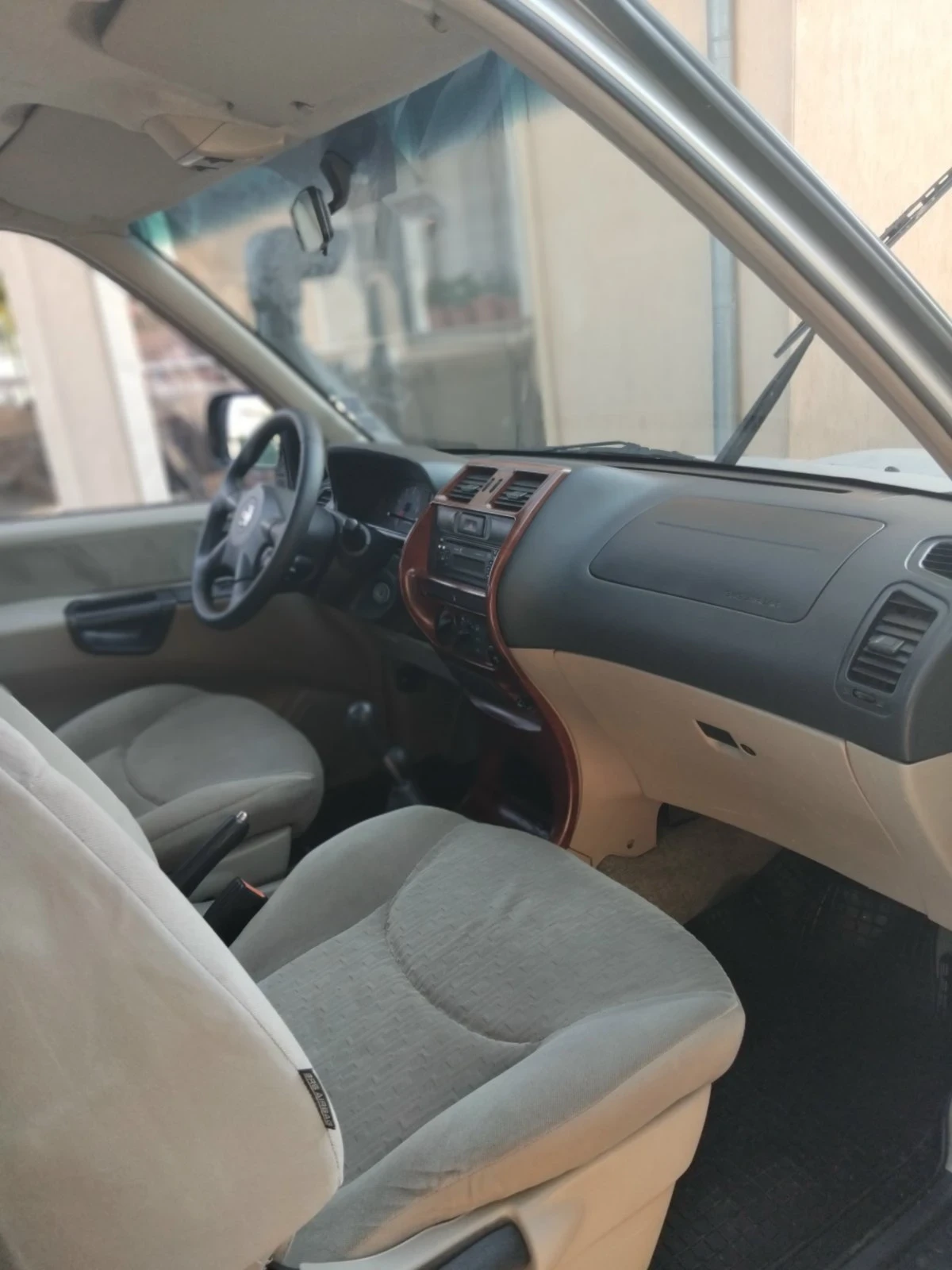 Nissan Terrano 3.0 дизел , снимка 2 - Автомобили и джипове - 56011747